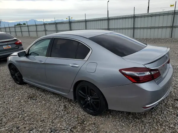 1HGCR2F53HA302729 2017 HONDA ACCORD - Image 2