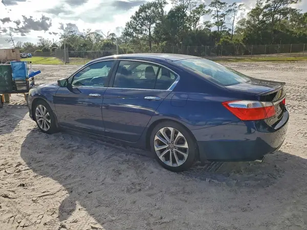 1HGCR2F54DA066263 2017 HONDA ACCORD - Image 2
