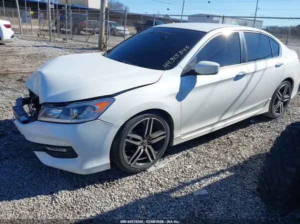 1HGCR2F54GA074612 2016 HONDA ACCORD - Image 2