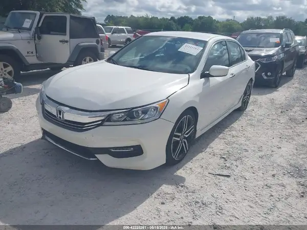 1HGCR2F54GA091717 2016 HONDA ACCORD - Image 2