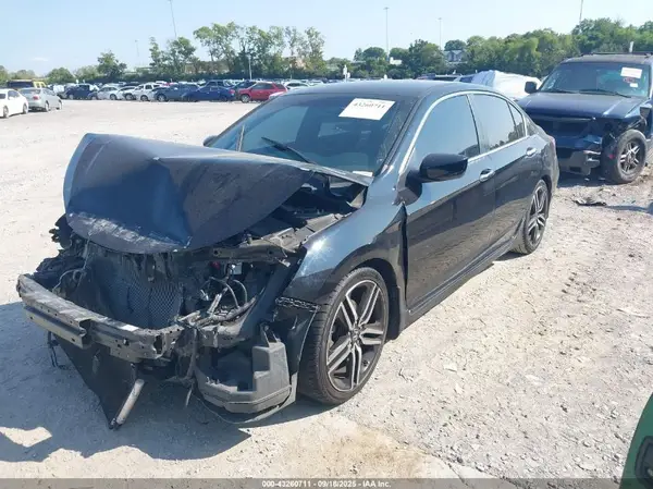 1HGCR2F54GA137613 2016 HONDA ACCORD - Image 2