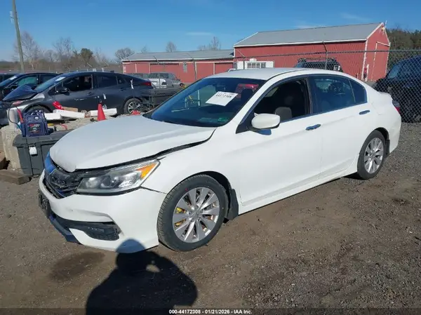 1HGCR2F54GA157781 2016 HONDA ACCORD - Image 2