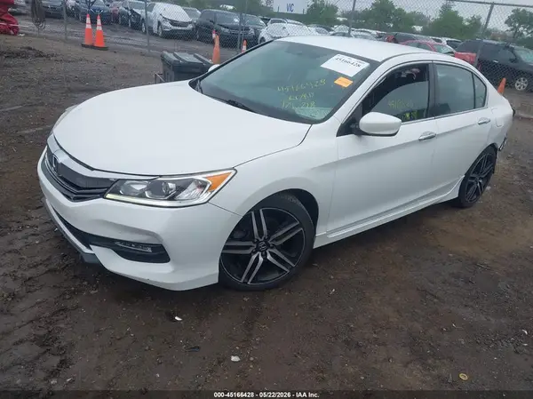 1HGCR2F54GA185385 2016 HONDA ACCORD - Image 2