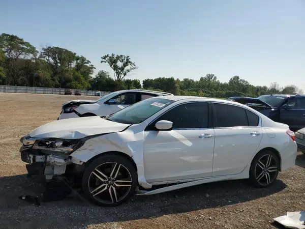 1HGCR2F54HA010006 2017 HONDA ACCORD - Image 1