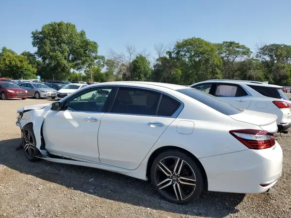 1HGCR2F54HA010006 2017 HONDA ACCORD - Image 2