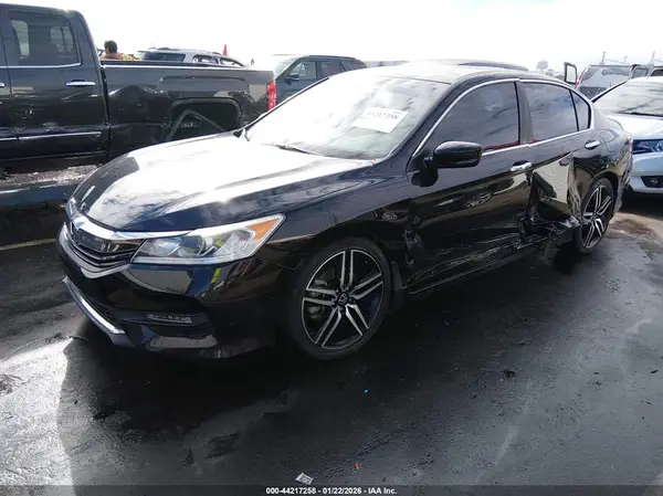 1HGCR2F54HA026240 2017 HONDA ACCORD - Image 2