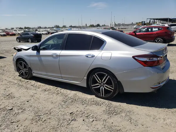1HGCR2F54HA032832 2017 HONDA ACCORD - Image 2