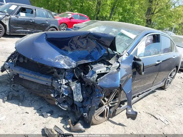 1HGCR2F54HA033351 2017 HONDA ACCORD - Image 2