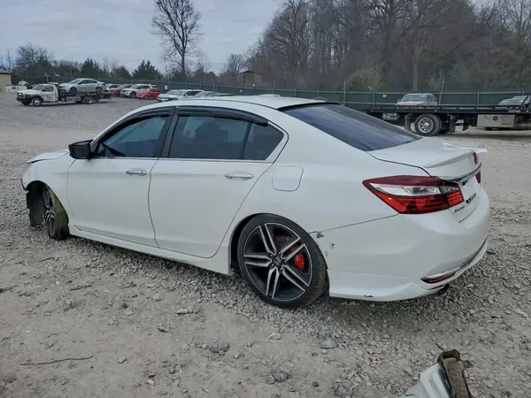 1HGCR2F54HA038405 2017 HONDA ACCORD - Image 2