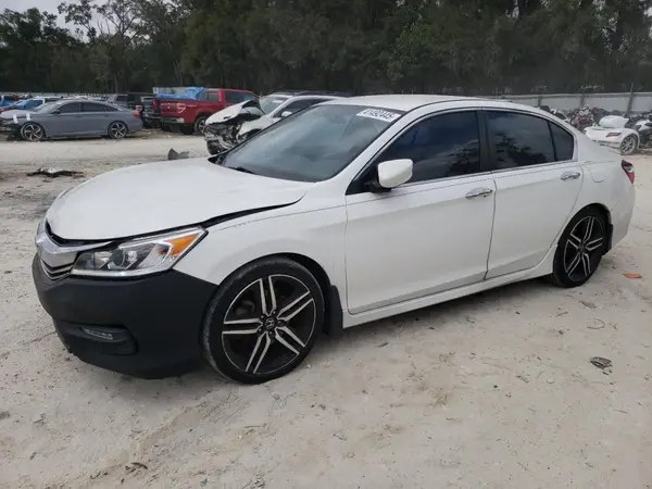 1HGCR2F54HA046715 2017 HONDA ACCORD - Image 1
