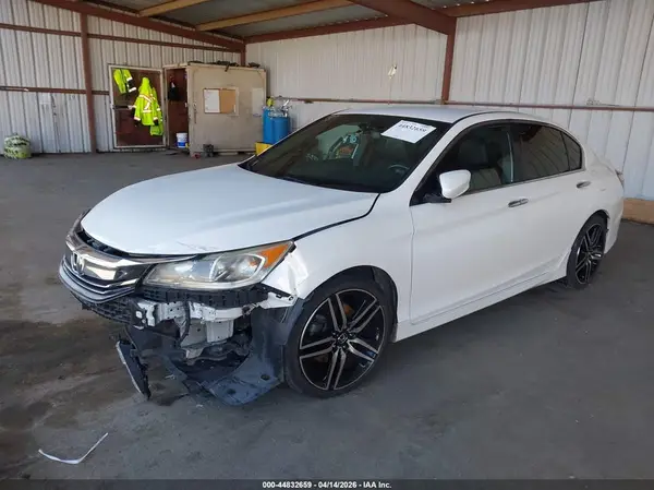 1HGCR2F54HA053499 2017 HONDA ACCORD - Image 2