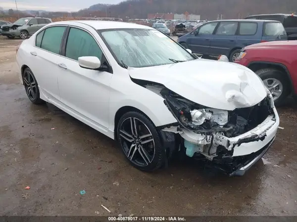 1HGCR2F54HA061490 2017 HONDA ACCORD - Image 1