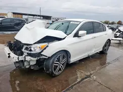 1HGCR2F54HA077656 2017 HONDA ACCORD