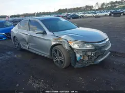 1HGCR2F54HA077883 2017 HONDA ACCORD