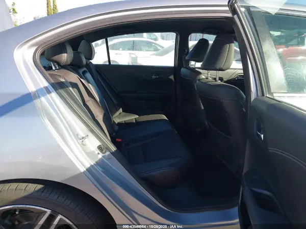 1HGCR2F54HA082534 2017 HONDA ACCORD - Image 8