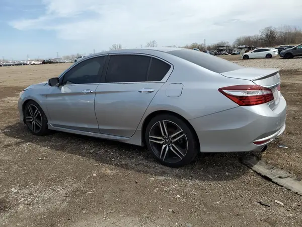 1HGCR2F54HA083702 2017 HONDA ACCORD - Image 2