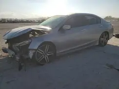 1HGCR2F54HA095705 2017 HONDA ACCORD