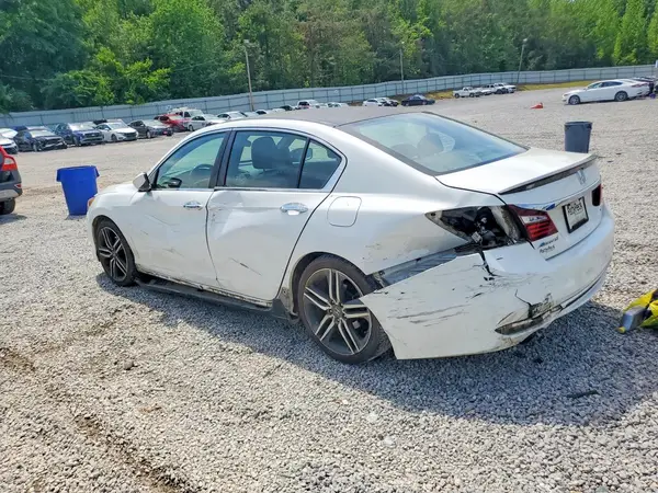1HGCR2F54HA105892 2017 HONDA ACCORD - Image 2
