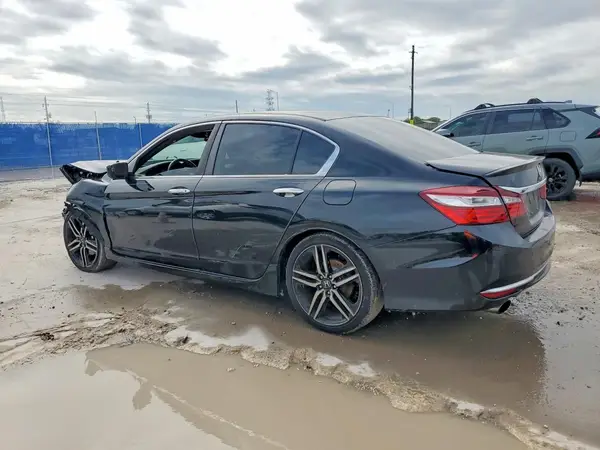 1HGCR2F54HA110526 2017 HONDA ACCORD - Image 2