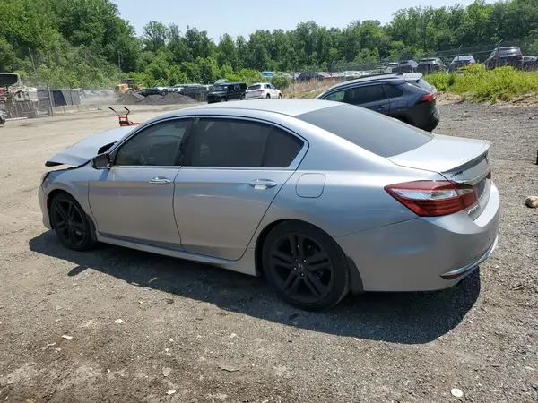 1HGCR2F54HA123955 2017 HONDA ACCORD - Image 2