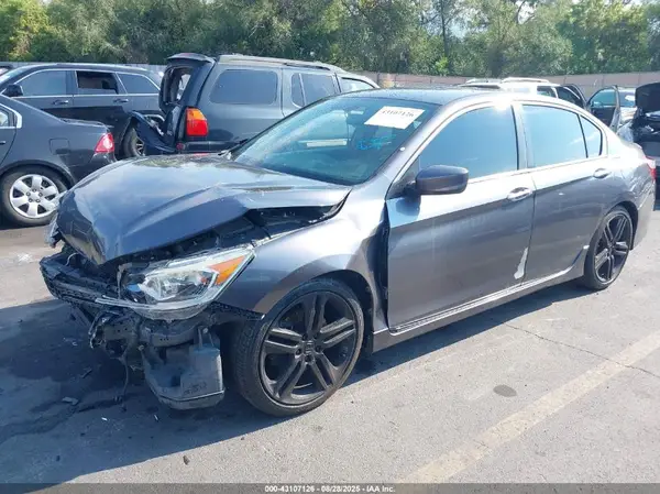 1HGCR2F54HA129349 2017 HONDA ACCORD - Image 2