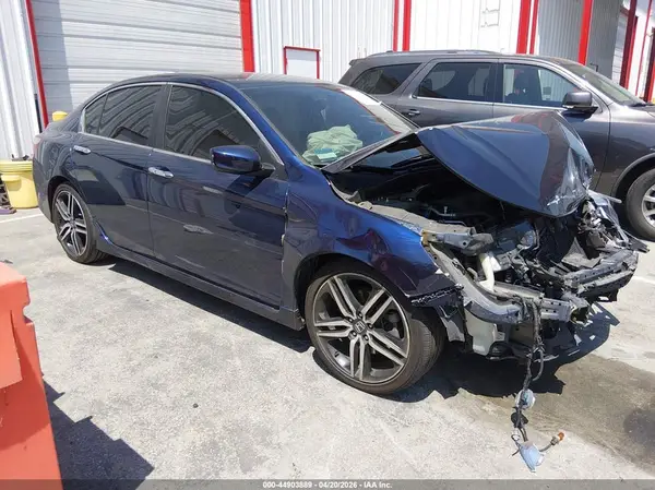 1HGCR2F54HA137337 2017 HONDA ACCORD - Image 1