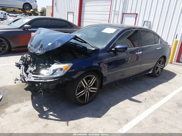 1HGCR2F54HA137337 2017 HONDA ACCORD - Image 2