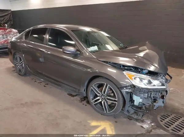 1HGCR2F54HA139590 2017 HONDA ACCORD - Image 1