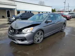 1HGCR2F54HA139685 2017 HONDA ACCORD
