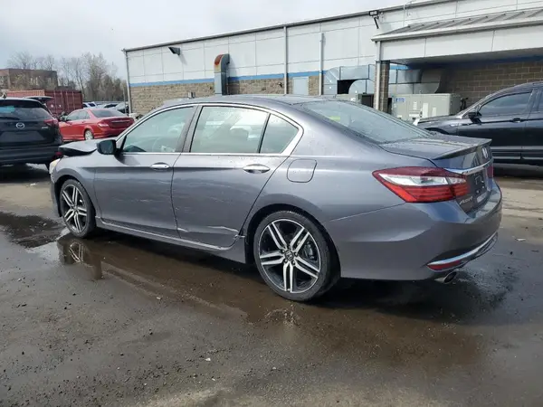 1HGCR2F54HA139685 2017 HONDA ACCORD - Image 2