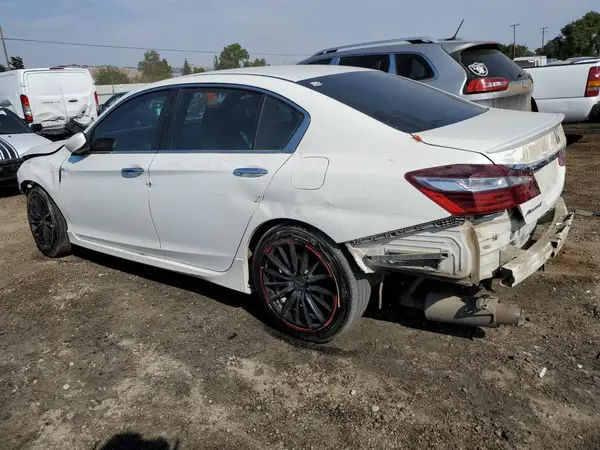 1HGCR2F54HA145700 2017 HONDA ACCORD - Image 2