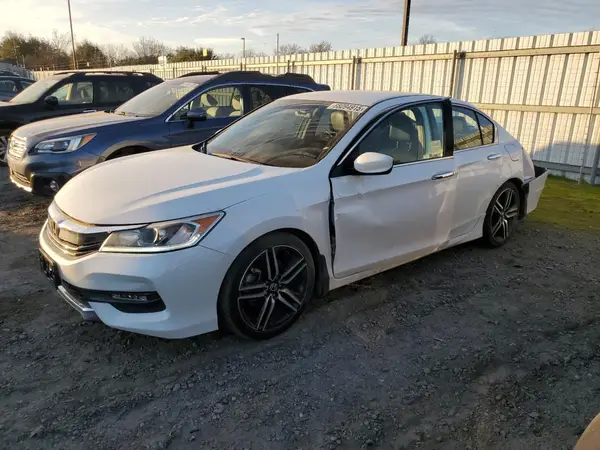 1HGCR2F54HA152596 2017 HONDA ACCORD - Image 1