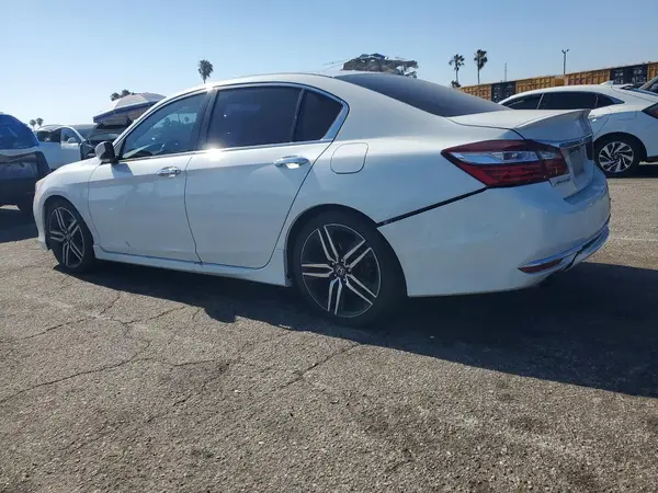 1HGCR2F54HA161315 2017 HONDA ACCORD - Image 2