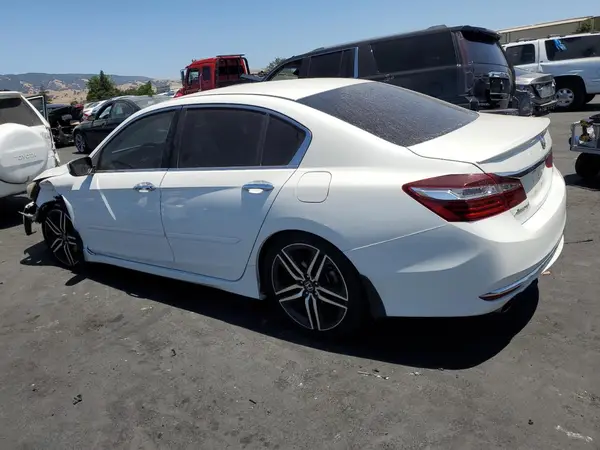 1HGCR2F54HA161346 2017 HONDA ACCORD - Image 2