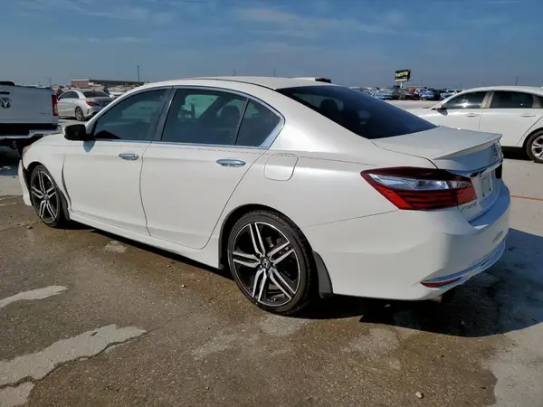 1HGCR2F54HA196209 2017 HONDA ACCORD - Image 2