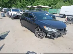 1HGCR2F54HA201621 2017 HONDA ACCORD