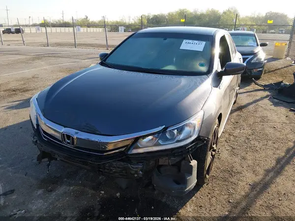 1HGCR2F54HA207273 2017 HONDA ACCORD - Image 2