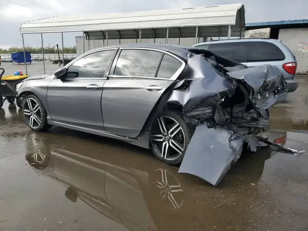 1HGCR2F54HA209735 2017 HONDA ACCORD - Image 2