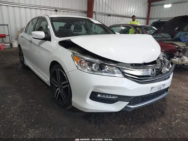 1HGCR2F54HA211081 2017 HONDA ACCORD - Image 1