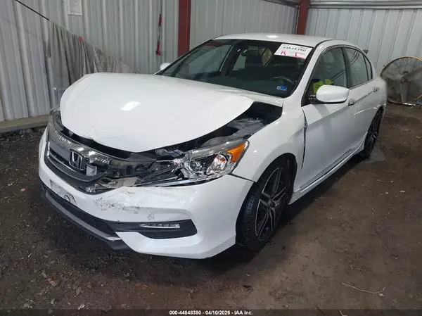 1HGCR2F54HA211081 2017 HONDA ACCORD - Image 2
