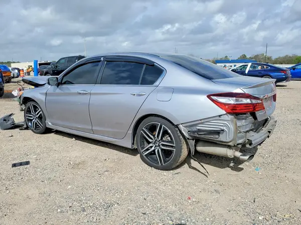 1HGCR2F54HA216586 2017 HONDA ACCORD - Image 2