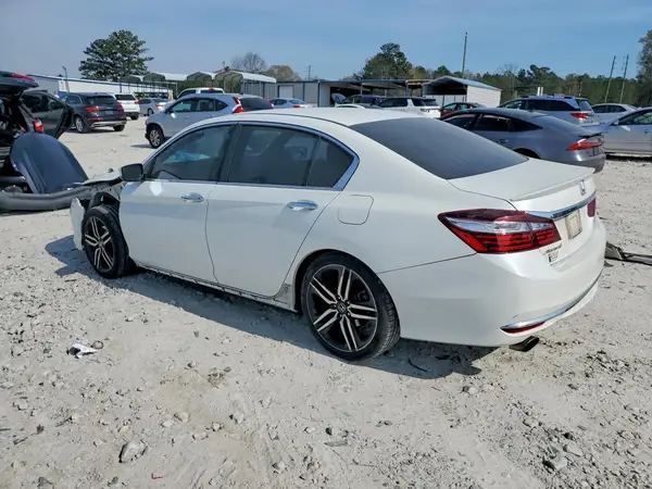 1HGCR2F54HA226485 2017 HONDA ACCORD - Image 2
