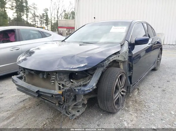 1HGCR2F54HA235901 2017 HONDA ACCORD - Image 2