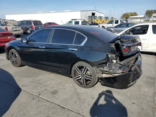 1HGCR2F54HA252679 2017 HONDA ACCORD - Image 2