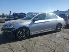 1HGCR2F54HA256165 2017 HONDA ACCORD