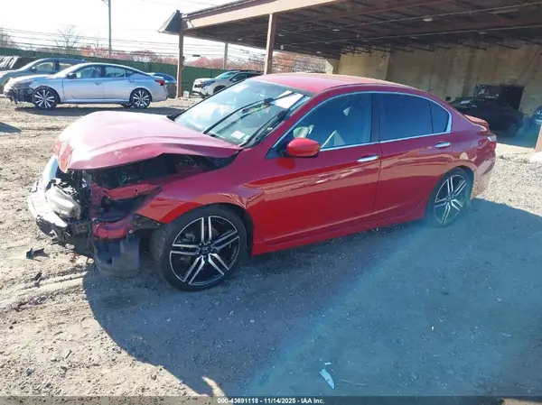 1HGCR2F54HA261754 2017 HONDA ACCORD - Image 2