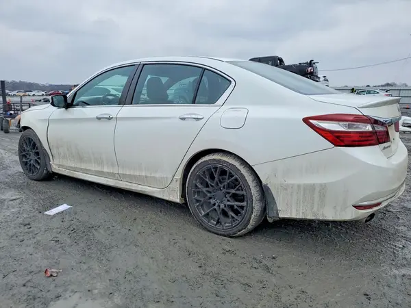 1HGCR2F54HA275850 2017 HONDA ACCORD - Image 2