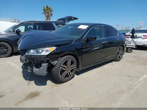 1HGCR2F54HA279512 2017 HONDA ACCORD - Image 2