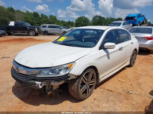 1HGCR2F54HA293667 2017 HONDA ACCORD - Image 2