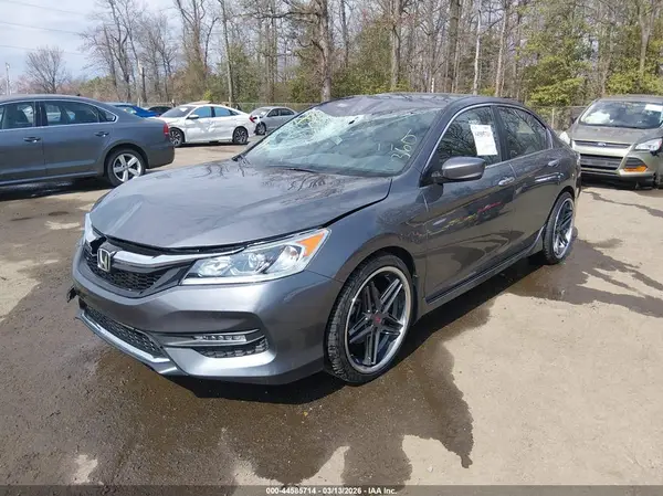 1HGCR2F54HA303470 2017 HONDA ACCORD - Image 2
